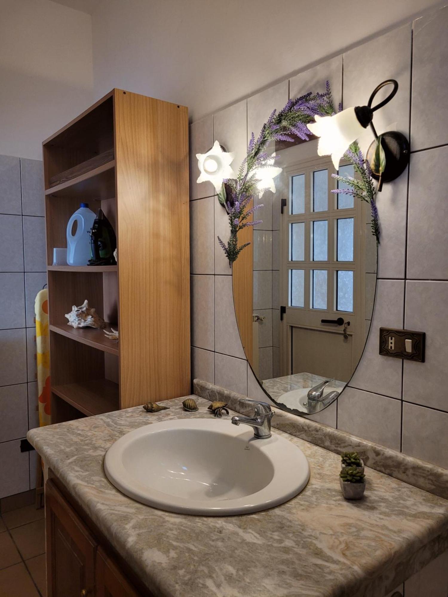 Sun & Relax, Relaxing Location With Seaview