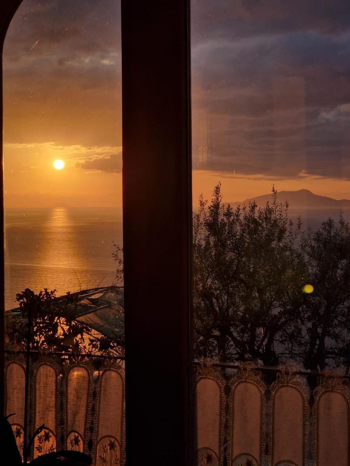 Sun & Relax, Relaxing Location With Seaview Holiday home
