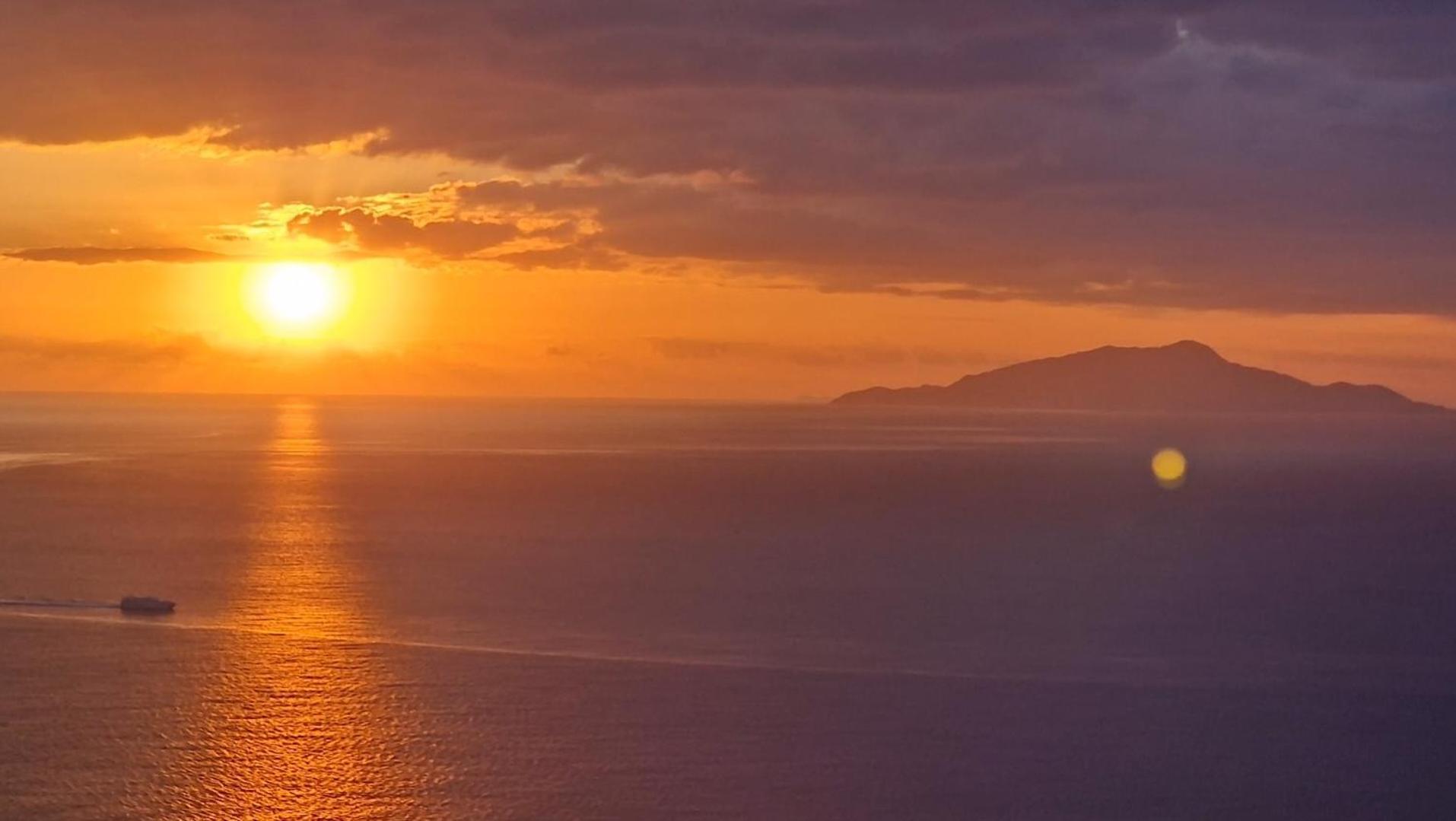 Sun & Relax, Relaxing Location With Seaview * Massa Lubrense